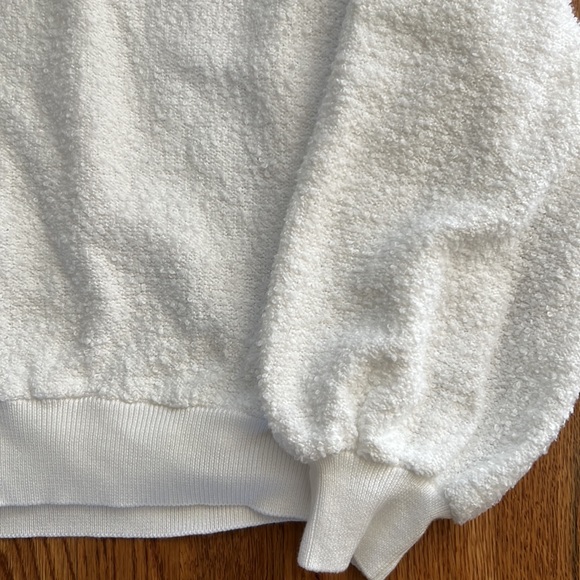 Poof Apparel white slip over sweatshirt great for spring ๐ธ - Picture 3 of 4